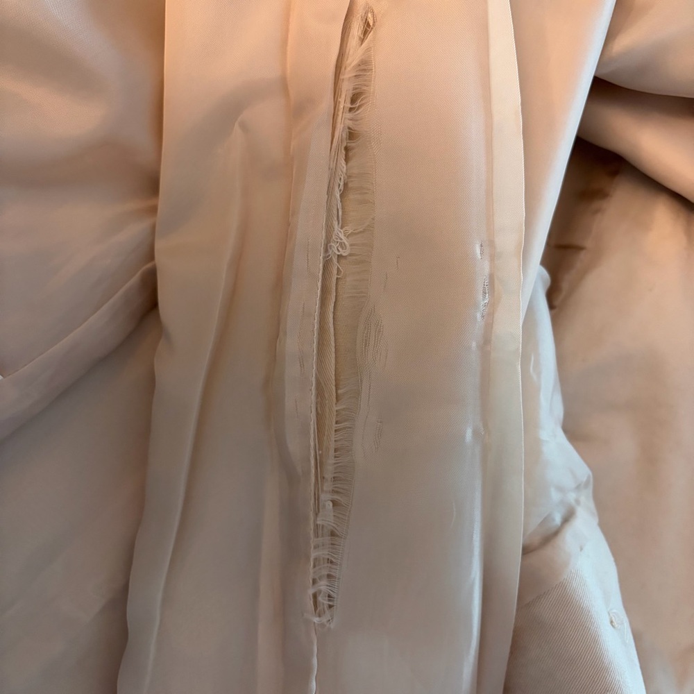3 for $25! Terranova Women's Beige Trench Coat, size Medium - Picture 9 of 9